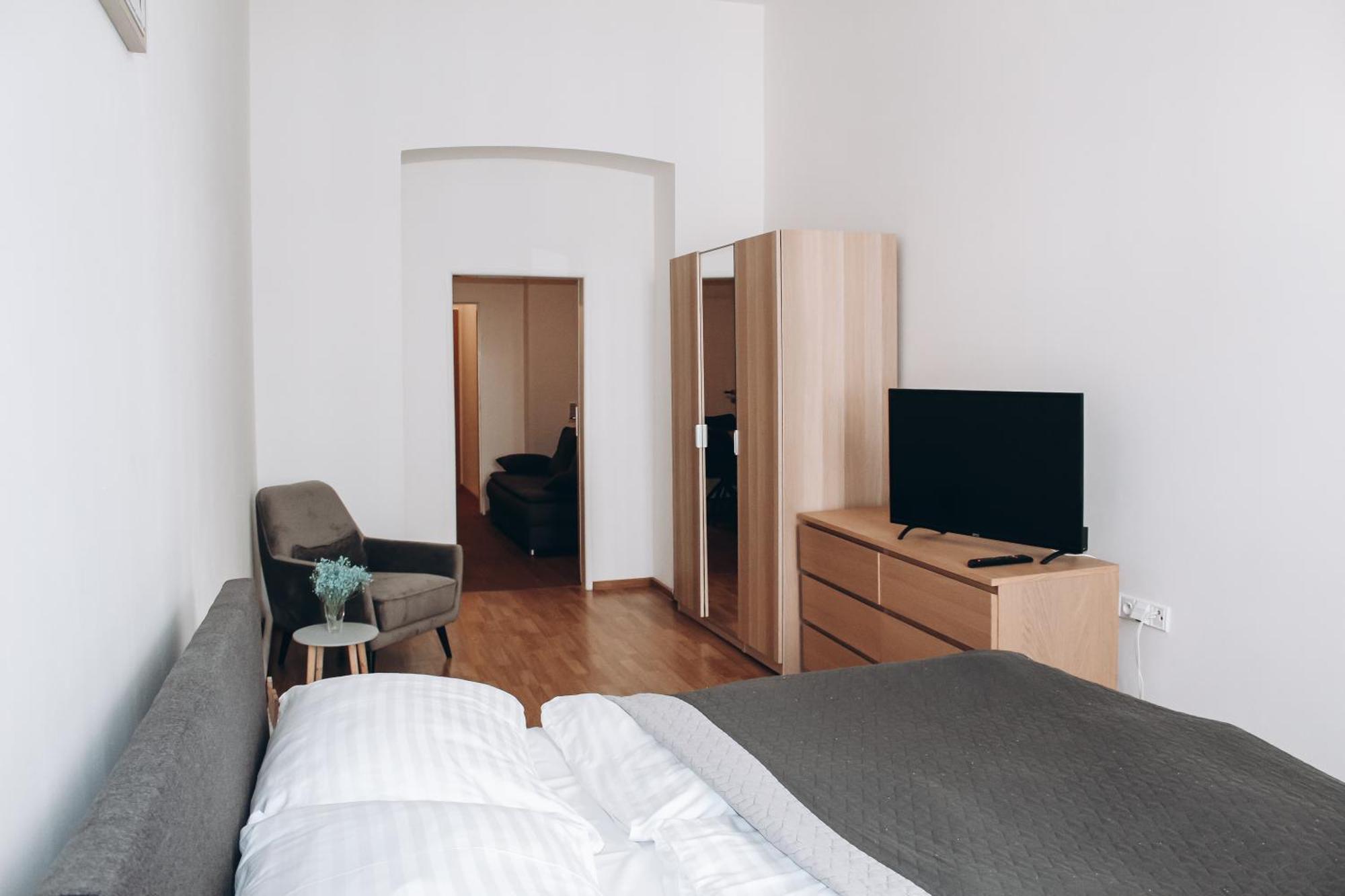 Appartamento Sokolska Praga Esterno foto