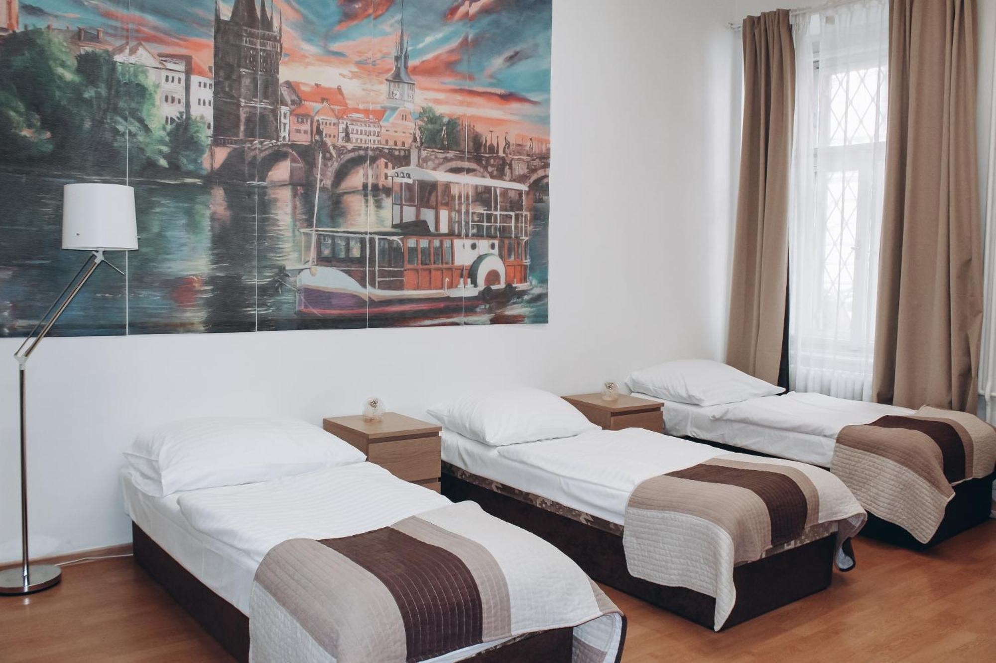 Appartamento Sokolska Praga Esterno foto